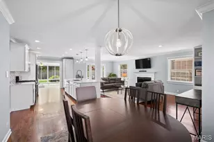 8142 Amherst Ave, University City, MO 63130 - Photo 12