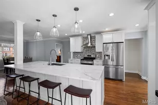 8142 Amherst Ave, University City, MO 63130 - Photo 4