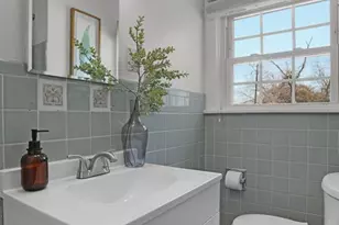 2712 Manderly Dr, Brentwood, MO 63144 - Photo 18