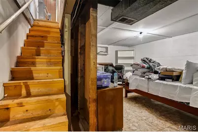 9428 Burdella Avenue, Saint Louis, MO 63114 - Photo 24