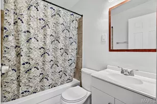 2165 E Humes Ln, Florissant, MO 63033 - Photo 46