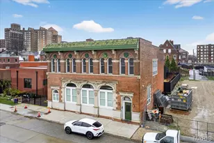 3842 Olive St, Saint Louis, MO 63108 - Photo 2