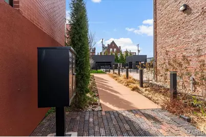 3842 Olive Street #B-1, Saint Louis, MO 63108 - Photo 36