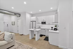 3842 Olive St, Saint Louis, MO 63108 - Photo 6