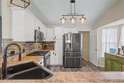 1805 Hackmann Hollow Drive, Wentzville, MO 63385 - Photo 10