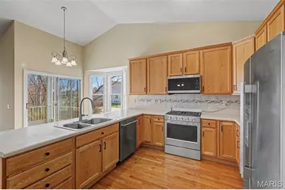 702 Harrier Drive #V, Lake Saint Louis, MO 63367 - Photo 14