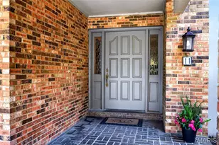 11 Denny Ln, Huntleigh, MO 63131 - Photo 6