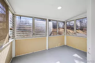 10454 Coburg Lands Dr, Saint Louis, MO 63137 - Photo 12