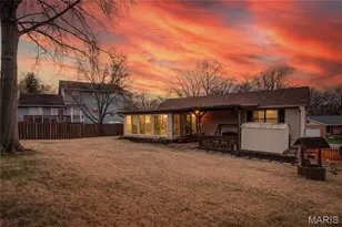 2262 Graystone Dr, Saint Charles, MO 63303 - Photo 4