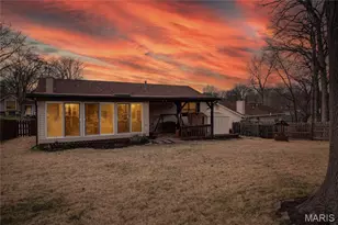 2262 Graystone Dr, Saint Charles, MO 63303 - Photo 6