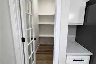 426 Honeysuckle Dr, Hannibal, MO 63401 - Photo 10