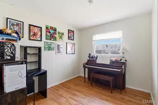 1528 Ville Rosa Ln, Hazelwood, MO 63042 - Photo 14