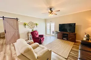 1300 N Main St, Sikeston, MO 63801 - Photo 8