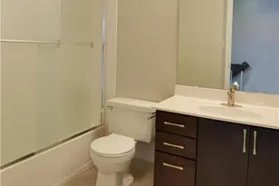 869 Forest Trace Dr, Chesterfield, MO 63017 - Photo 14