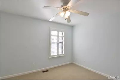 869 Forest Trace Drive #B, Chesterfield, MO 63017 - Photo 16