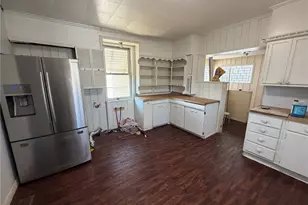 545 Davis St, Saint Louis, MO 63111 - Photo 6