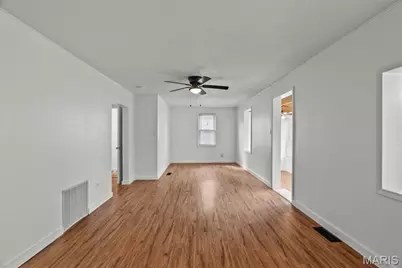 1910 Leondale Avenue, Saint Louis, MO 63114 - Photo 10