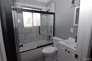 12428 Marine Ave, Maryland Heights, MO 63043 - Photo 18