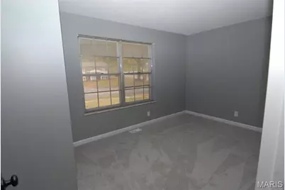 12428 Marine Avenue, Maryland Heights, MO 63043 - Photo 14