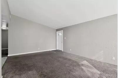 8302 Woodhurst Drive, Berkeley, MO 63134 - Photo 12