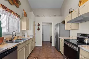 4526 Richmond Forest Dr, Florissant, MO 63034 - Photo 18