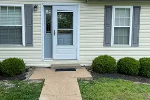 12441 Ladue Rd, Creve Coeur, MO 63141 - Photo 2