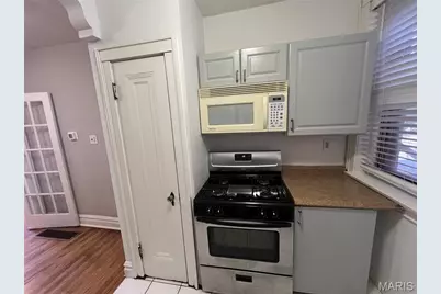 7080 Mitchell Avenue, Richmond Heights, MO 63117 - Photo 4