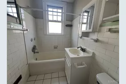 7080 Mitchell Avenue, Richmond Heights, MO 63117 - Photo 6