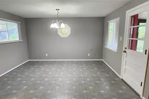 2883 Lesmer Ct, Saint Louis, MO 63114 - Photo 8