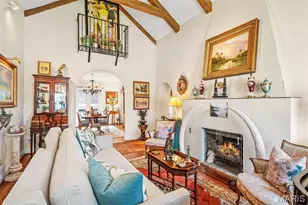 444 Carswold Dr, Clayton, MO 63105 - Photo 6