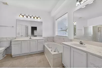 2450 Dunheath Lane, O'Fallon, MO 63368 - Photo 30