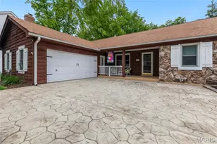 1334 Rusticview Dr, Ballwin, MO 63011 - Photo 2