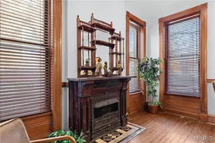 2346 Albion Pl, Saint Louis, MO 63104 - Photo 8