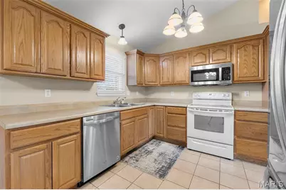 2445 York Drive, Jackson, MO 63755 - Photo 10