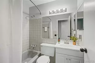 1475 Hollywood Ln, Florissant, MO 63033 - Photo 18