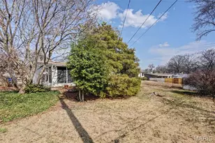 1475 Hollywood Ln, Florissant, MO 63033 - Photo 26