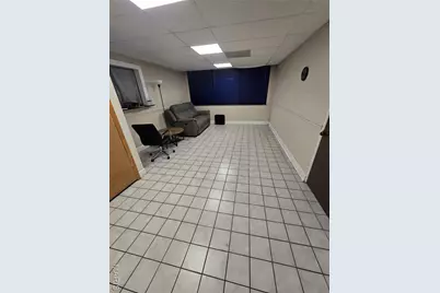 1955 Washington Street, Florissant, MO 63033 - Photo 6