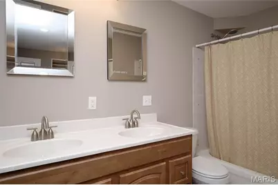 2703 McNair Avenue, Saint Louis, MO 63118 - Photo 26