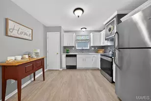 537 White Fence Dr, Wentzville, MO 63385 - Photo 10