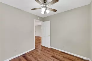 2306 Canyonlands Dr, Maryland Heights, MO 63043 - Photo 14