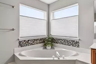 564 Oakwood Dr, Fenton, MO 63026 - Photo 38