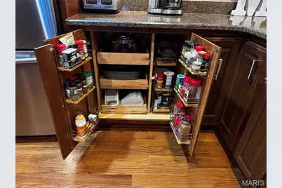 16349 Justus Post Road, Chesterfield, MO 63017 - Photo 14