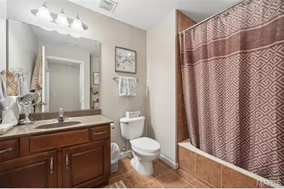 16349 Justus Post Road, Chesterfield, MO 63017 - Photo 12