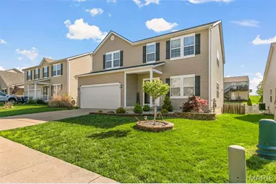 187 Fox Creek Drive, Wentzville, MO 63385 - Photo 2