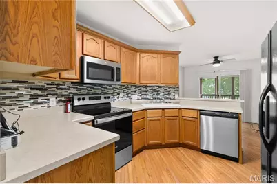 124 Park Ridge Drive, O'Fallon, MO 63366 - Photo 10