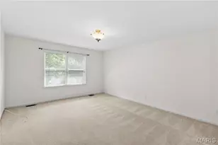 124 Park Ridge Dr, O'Fallon, MO 63366 - Photo 18