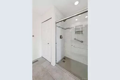 1833 Baxter Ridge Drive, Chesterfield, MO 63017 - Photo 32