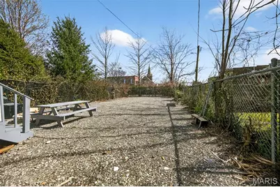 1468 E Warne Avenue, Saint Louis, MO 63107 - Photo 24
