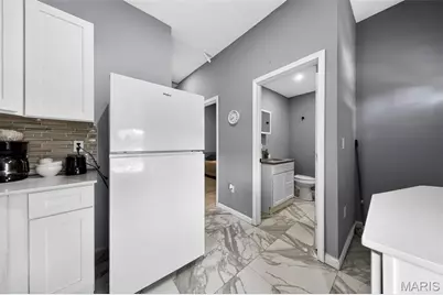 1468 E Warne Avenue, Saint Louis, MO 63107 - Photo 6