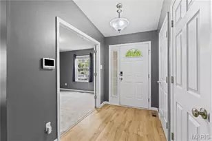 2664 Shorewood Dr, Florissant, MO 63031 - Photo 4